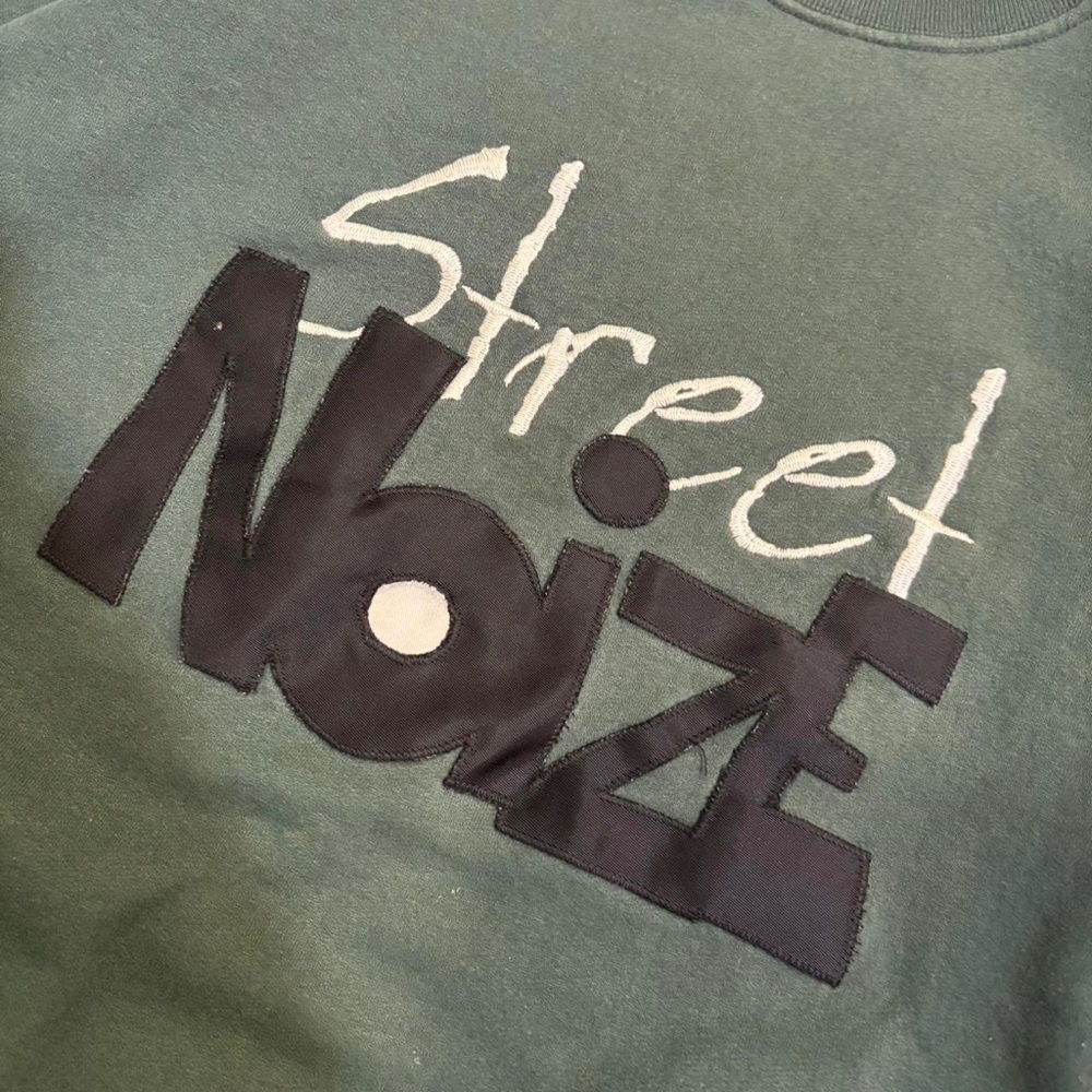 Vintage 90s Instant Promotions graphic embroidered crewneck - Picture 4 of 8